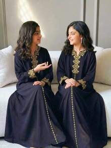 Traditional Arab Abaya Dress, Girls' Minimalist Digital Printed Gold Lace Trim Long Sleeve Black Dress, Suitable For Outings, Gatherings, And Events - Black - View 1