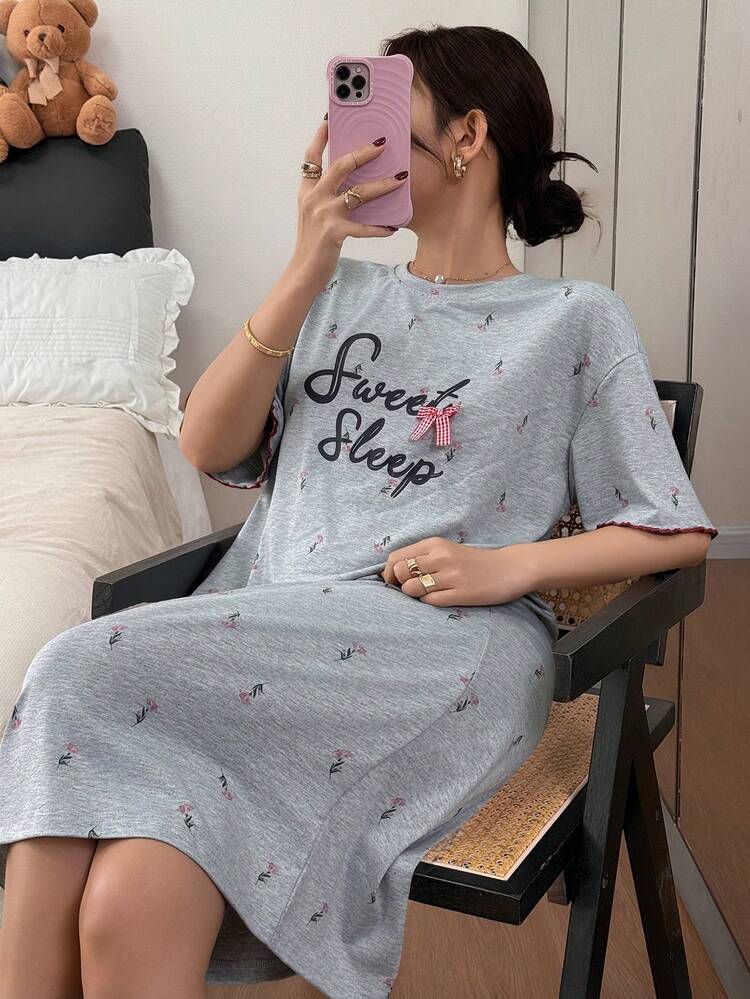 Ditsy Floral English Graphic Loose Short Sleeve Nightgown, Women Sleepwear Dress