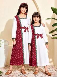 Vestido tradicional árabe para meninas, longo, em cor lisa com estampa floral, detalhe de franjas, gola quadrada, mangas compridas, acompanha cinto, ideal para férias. - Borgonha - Ver 3