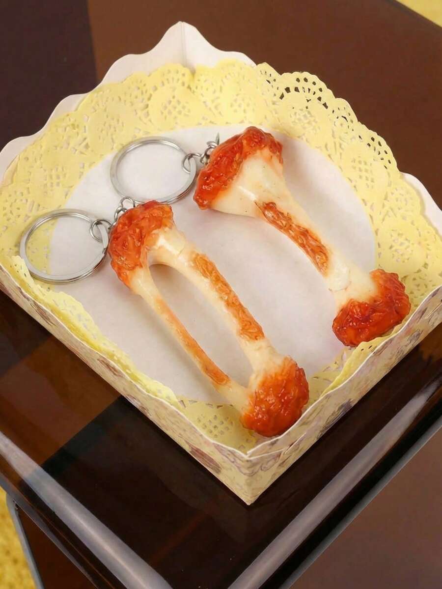 Joivida 逼真鸡翅骨包包挂饰 - 酷炫有趣的钥匙扣，可挂在背包、钱包上，也可作装饰品，是送给青少年朋友的好礼物