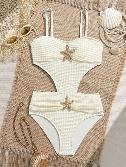 SHEIN Conjunto de top corto sin tirantes y Bottom de bikini de cintura alta para adolescentes, con diseño de corte en la cintura para un estilo único y sexy, hecho de tela especial, decorado con detalles de estrella de mar dorada, adecuado para la playa, la piscina y ocasiones de vacaciones, combinando moda y funcionalidad.