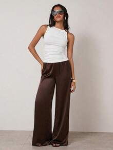 COSMINA 女士纯色金属装饰褶皱修身时尚吊带背心 - 白色 - 查看 4