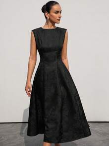 Aveloria Modichic 新款优雅高贵女士约会高端奢华简约精致提花面料圆领无袖收腰喇叭连衣裙 - 黑色 - 查看 3