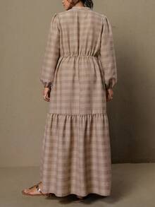 SHEIN LUNE 大码春季女装休闲夏季度假套装 AI-Adha 优雅女士格子长袖修身腰部设计魅力A字长裙端庄连衣裙 - 杏色 - 查看 3