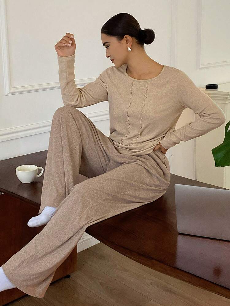 Comfortable Knit Wavy Trim Decor Women Pajama Set, Minimalist Style