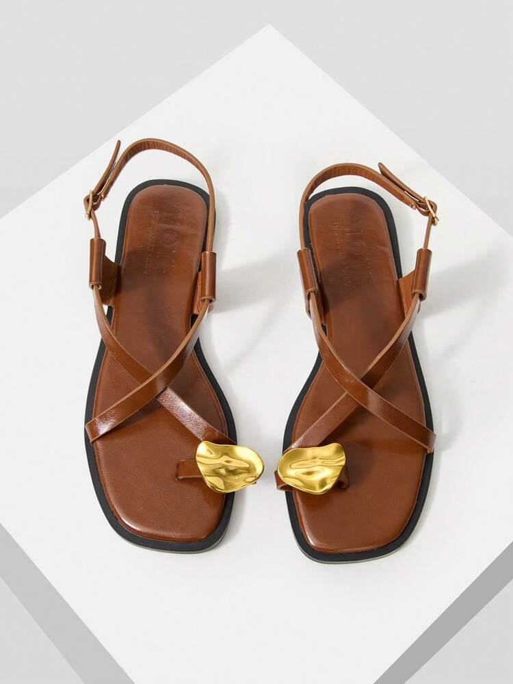 LADIES SUMMER FASHION CASUAL COMMUTER VACATION METAL DECOR POST TOE CROSS STRAP STRAP FLAT SANDALS SUMMER SHOES