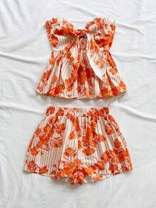 Soleia Conjunto de 2 piezas de top bandeau con nudo delantero y shorts con estampado floral para vacaciones - Multicolor - Ver 4