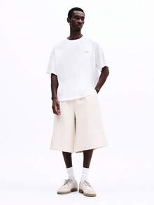 SUMWON Camiseta de manga corta con cuello redondo, corte boxy y estampado gráfico grande en la espalda con texto de declaración de estilo de vida para comodidad diaria - Blanco - Ver 4