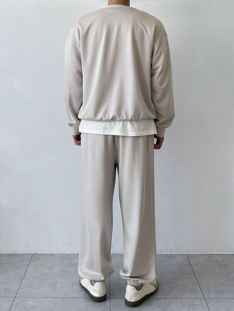 Men's Letter Embroidered Crew Neck Sweatshirt Outfit, Khaki, Spring/Autumn