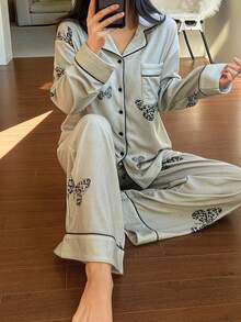 DAZY Schmetterlingsmuster Kontrastfarben Saum Locker Sitzender Damen Pyjama Set - Grau - Übersicht 4