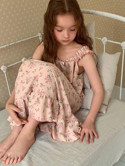 DAZY Tween Girl Ditsy Floral Ruffle Trim Bow Decor Casual Dress