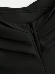 Girlism 少女纯色露肩褶皱腰部交叉下摆开衩鱼尾连衣裙 - 黑色 - 查看 5