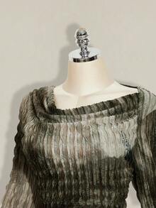 SHEIN ICON Camiseta de manga larga con mangas acampanadas, estampado tie-dye asimétrico, hombros descubiertos, estilo gótico vintage bohemio para mujer talla grande, tops casuales de camuflaje - Verde militar - Ver 6