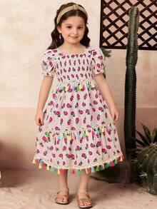 Young Girl White Summer Matching Family Vacation Ditsy Floral Rose Strawberry Print Short Sleeve Cake Layered Patchwork Woven Dress For Young Girls - Apricot - View 7