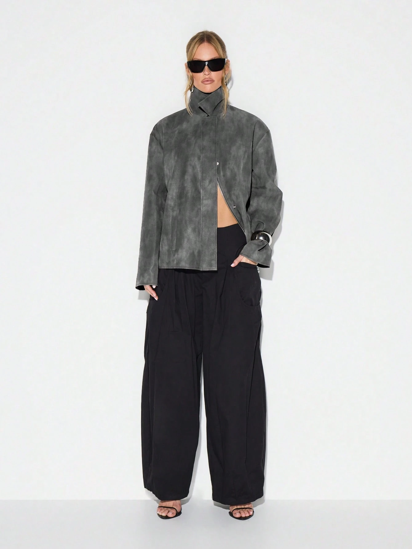 KIZN オーバーサイズフェイクレザーフィールドジャケット（襟付き）