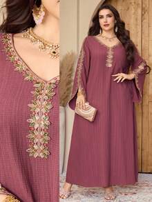 Al Najma Plus Size Elegant Floral Embroidery Flare Sleeve Dress, Autumn Turkish Dress Arabic Dress For Women - Red - View 3