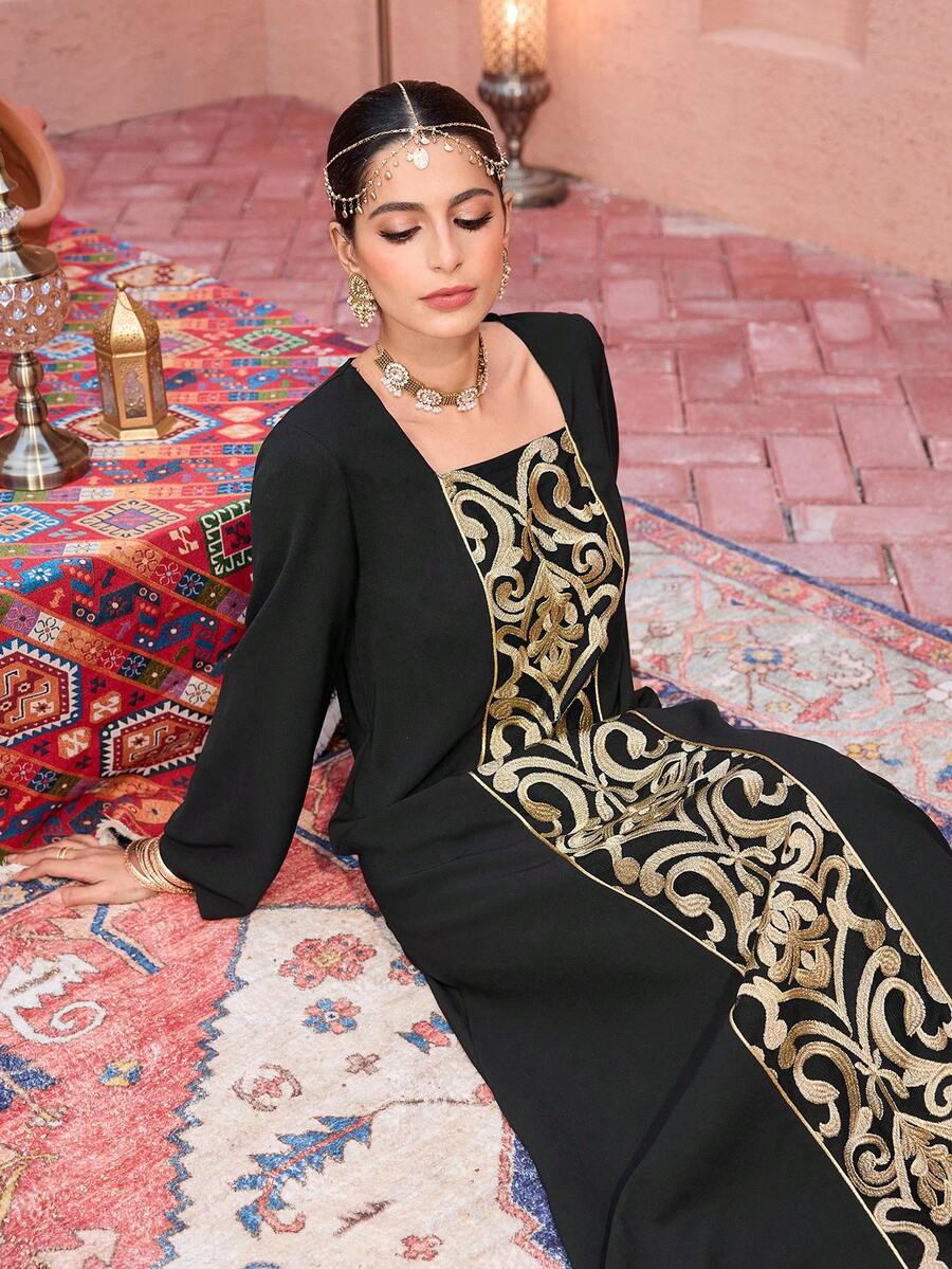 Al Najma Elegant Arabic Style Gold Thread Embroidery Patchwork Maxi Dress For Women - Black - View 1