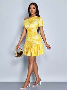 SOLERSUN Oblique Shoulder Waist Mini Dress With Gradient Smudged Random Floral Pattern, Elegant Sexy For Beach Vacation, Commuting - Yellow - View 4