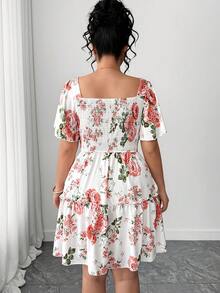 SHEIN PETITE CURVE Plus Size Floral Print Ruffle Sleeve Short Swing Dress Floral Dress Women Elegant Short Sleeve Summer Dress - White - View 2