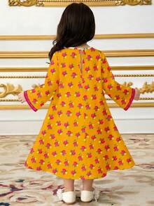 SHEIN White & Yellow, Cute Elegant Fashion Contrast Color Udan Rose Pattern Print, Prayer Abaya, Baby Girls Casual Minimalist Round Neck Loose Traditional Long Sleeve Arabic Robe Dress Suitable For Spring/Summer, Elegant Fashion Long Sleeve Maxi Dress, Baby Girl Prayer Abaya, Easy Comfort, Casual Wear, Modest Kaftan, Baby Girl Jalabiya, New Style, Floral Baby Girls Jalabiya - Multicolor - View 2