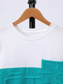 SHEIN Mirajuku 2件套青少年男童夏季撞色字母拼接圆领短袖T恤和户外休闲时尚3D字母运动短裤 - 彩色 - 查看 7