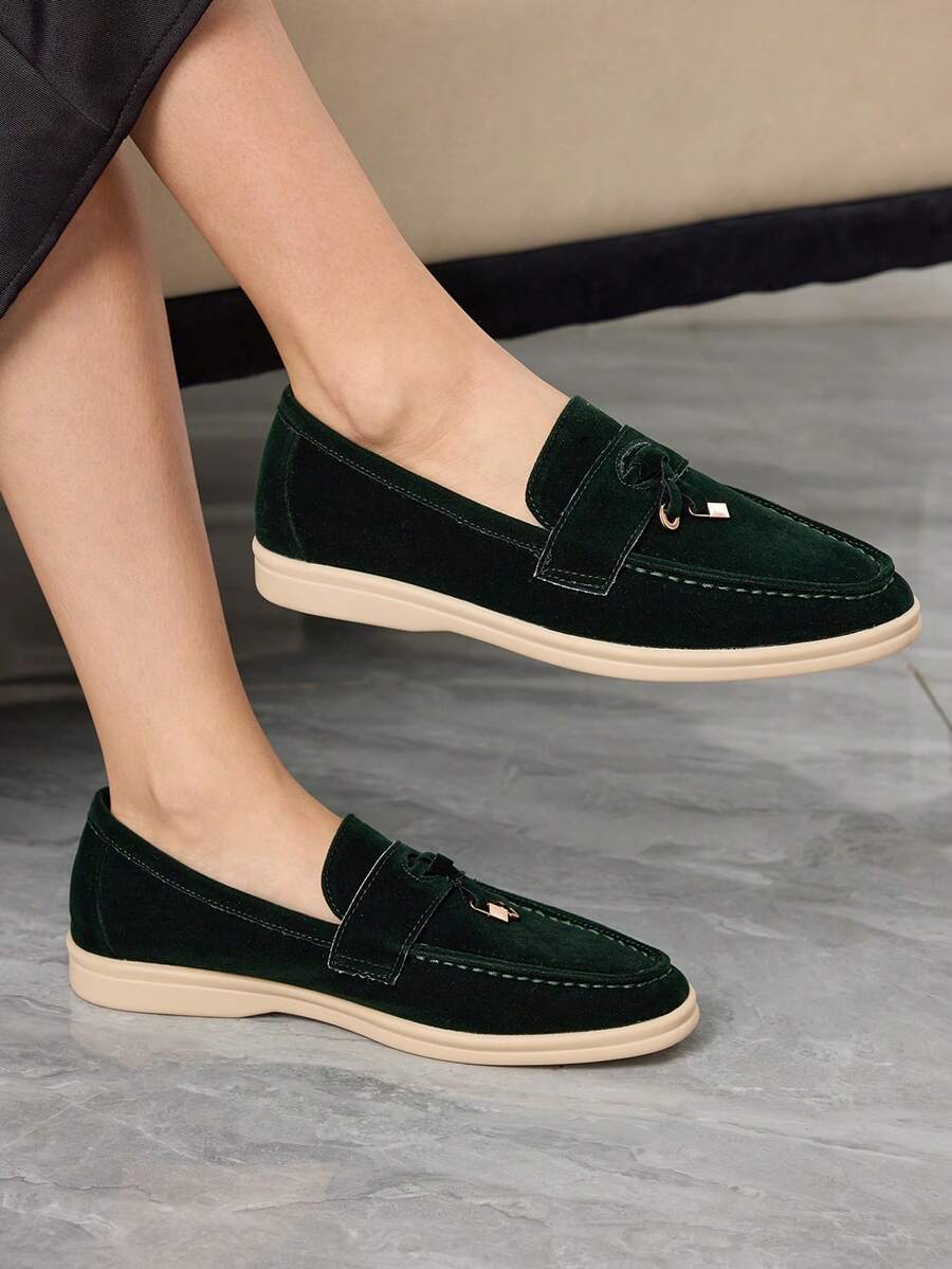 Sleekvia Women's Casual Versatile Commuting Minimalist Fringe Decor Flats - Dark Green - View 1
