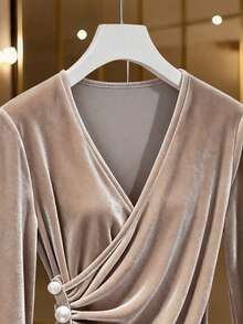 Franclia French-Style Elegant Grey Autumn Women's Knitted Velvet T-Shirt,Exquisite Crossover Neck Pleated Pearl Buckle Khaki Top For Brunch ,Business - Grey - View 6