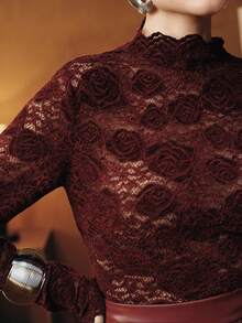 Anewsta 大码女式秋冬镂空玫瑰蕾丝荷叶边下摆酒红色休闲/工作高领修身T恤，适合秋季、冬季、春季、新年、派对、婚礼、时尚、优雅、商务休闲、工作、感恩节、圣诞节、情人节等场合。 - 酒紅色 - 查看 2