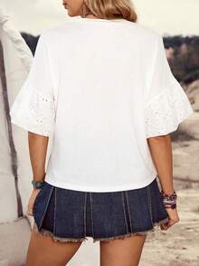 Lanawest Women's Western Casual Digital Placement Print Patchwork Sleeve Embroidered Loose T-Shirt - White - View 2