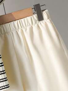 SHEIN Vacaura 男童休闲条纹华夫格 Polo 衫和短裤套装（2 件），卡其色，适合夏季日常穿着和外出活动 - 卡其色 - 查看 4