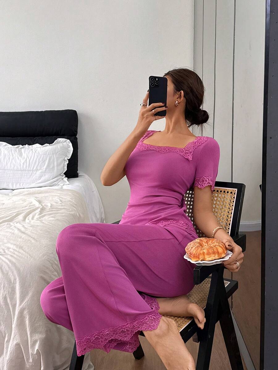 SHEIN 女士方领蕾丝拼接短袖喇叭腿睡衣套装 - 玫紅色 - 查看 1