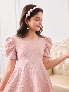 SHEIN Elladie kids Robe à manches courtes unie en jacquard rose pour fille, style doux et frais, manches bouffantes, nœud papillon, à la mode et rétro, élégante et princesse - Rose bonbon - Voir 4