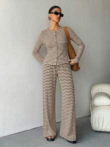 SHEIN Tall Bộ đồ nữ gồm áo dài tay kẻ sọc cài cúc đơn và quần ống rộng thắt eo, kiểu dáng thường ngày. - Cà phê nâu - Xem 6