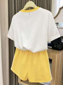 Everyssa 女士时尚休闲运动风刺绣撞色条纹圆领宽松T恤和高腰抽绳斜插口袋宽松休闲运动短裤两件套 - 彩色 - 查看 2