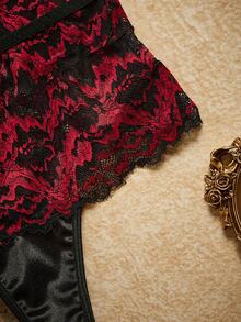 PinupPomp 两件套女士性感内衣套装：撞色睫毛装饰钢圈文胸和高腰内裤 - 黑色 - 查看 4