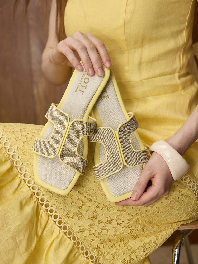 WOMEN CASUAL AND SIMPLE SUMMER CONTRAST BINDING HOLLOW OUT SQUARE TOE FLAT SANDALS, FOR NEW YEAR HOLIDAY, SPRING SHOES SPRING BREAK EASTER SPRING SHOES SUMMER SHOES
