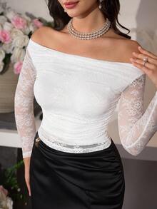 Modelyn تي شيرت أنيق وجذاب بتصميم كشكشة الكتف المكشوفة والربطة الأبيض للخروج والمناسبات - أبيض - مشاهدة 4