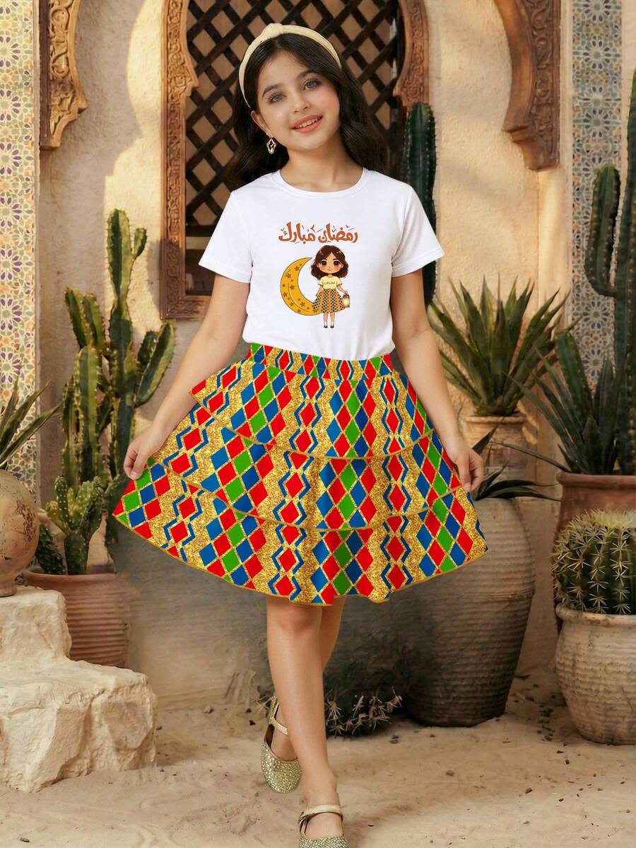 SHEIN 两件套,少女款,白色短袖月亮灯笼印花T恤搭配金色几何印花半身裙,时尚中东风情 - 彩色 - 查看 1