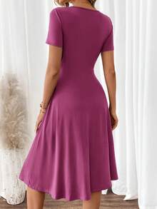 SHEIN Clasi 女士优雅V领短袖绿色A字连衣裙 - 中紫紅色 - 查看 2