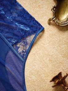 PinupPomp Plus Size Lingerie, Underwire Bra + Navy Blue Lace Trim, Suitable For Music Festivals, Vacations, Parties, Retro Palace Style