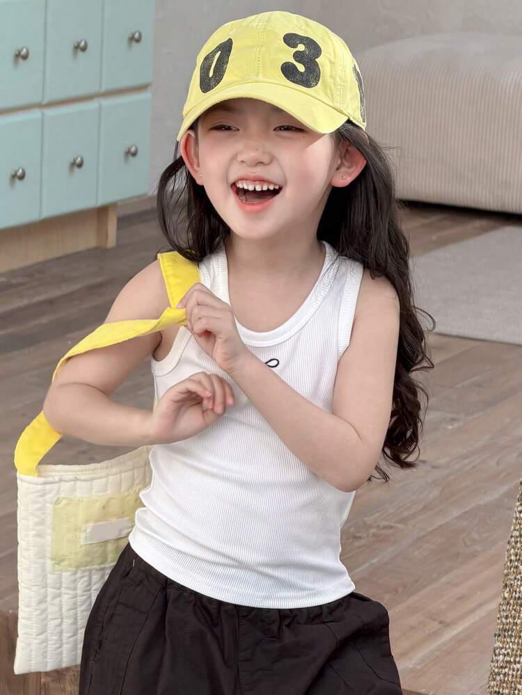 Young Girls Knitted Round Neck Bow Embroidered Tank Top
