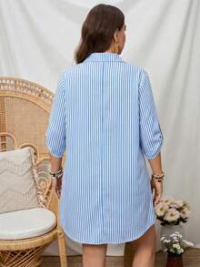 SHEIN LUNE 大码女式蓝白条纹七粒扣可调节袖及膝连衣裙，直筒宽松休闲连衣裙，蓝色条纹连衣裙，女式衬衫裙，长袖夏季连衣裙，女士长款衬衫，女士长款上衣，夏季连衣裙，波西米亚风连衣裙，度假连衣裙，女士沙滩装，假日服装，度假风格，假日服装，波西米亚风日常穿着，假日优雅服装，端庄连衣裙，亚麻条纹面料 - 藍白色 - 查看 2