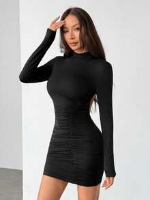 SHEIN PETITE 纯色露背侧褶皱修身连衣裙 - 黑色 - 查看 1