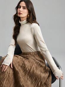 Ontre 女士亮面高领修身长袖袖口设计优雅衬衫，适合都市通勤、商务休闲、约会、婚礼宾客、度假等场合。 - 杏色 - 查看 6