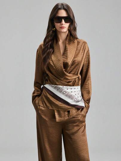 Ontre 2026 Vår/Sommar Ny Brun Metalliskt Tyg Långärmad Blus Med Rynkor, Lämplig För Moderna Urbana Fester, Tillbaka Till Skolan Säsong, Urban Minimalistisk Vardagskläder, Bohemisk Stil, Semester, Festivaler, Vår, Alla Hjärtans Dag Karneval, Damkläder För Strand & Fest Elegant Outfit