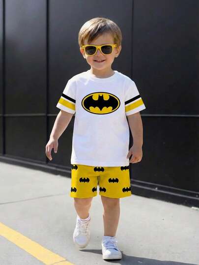 BATMAN X SHEIN 2pcs/Set Young Boy Fashionable & Cool Vintage Logo Print T-Shirt And Shorts Set, Suitable For Fans, Spring/Summer