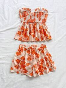 Soleia Conjunto de 2 piezas de top bandeau con nudo delantero y shorts con estampado floral para vacaciones - Multicolor - Ver 2