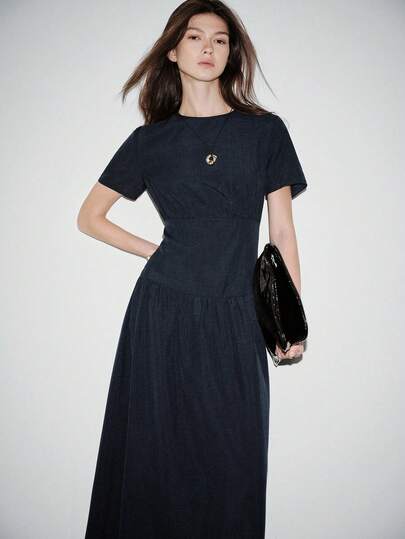 Lumivelle Minimalist Waist Cinched Long Dress For Women, Classic Round Neck, Pleated Design, Slightly A-Line Hem, Elegant Daily Commute Casual Fashion, Spring/Summer