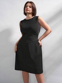 Chikora 大码女式优雅纯色修身A字迷你裙 - 黑與白 - 查看 4