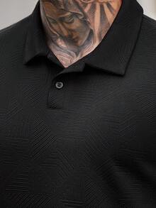 Manfinity CasualCool 男士成熟休闲INS热销Polo衫和斜插口袋长裤套装，适合日常穿着和聚会。男士夏季运动套装，男士黑色套装，男士黑色两件套，男士衬衫套装，男士两件套正装长裤，适合周末旅行、户外活动、探险旅行、轻松的工作环境或半正式场合，男友/丈夫礼物，周年纪念/生日礼物，派对、夏季假期、新年、婚礼、情人节，黑色针织纹理面料，短袖Polo衫和长裤套装 - 黑色 - 查看 6